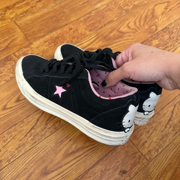 Ox Hello Kitty Black Converse One Star - Picture 5 of 5